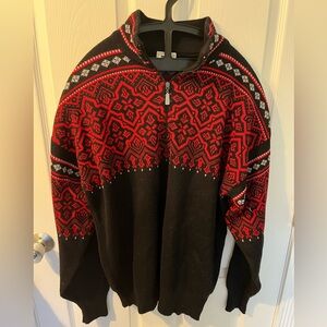 Meister Vintage Black and Red V-Neck Sweater